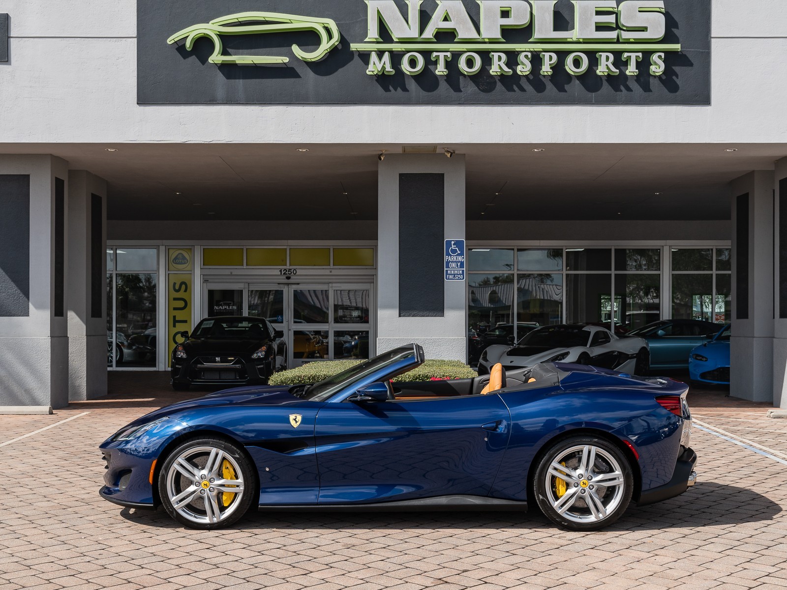 2019 Ferrari Portofino photo 29