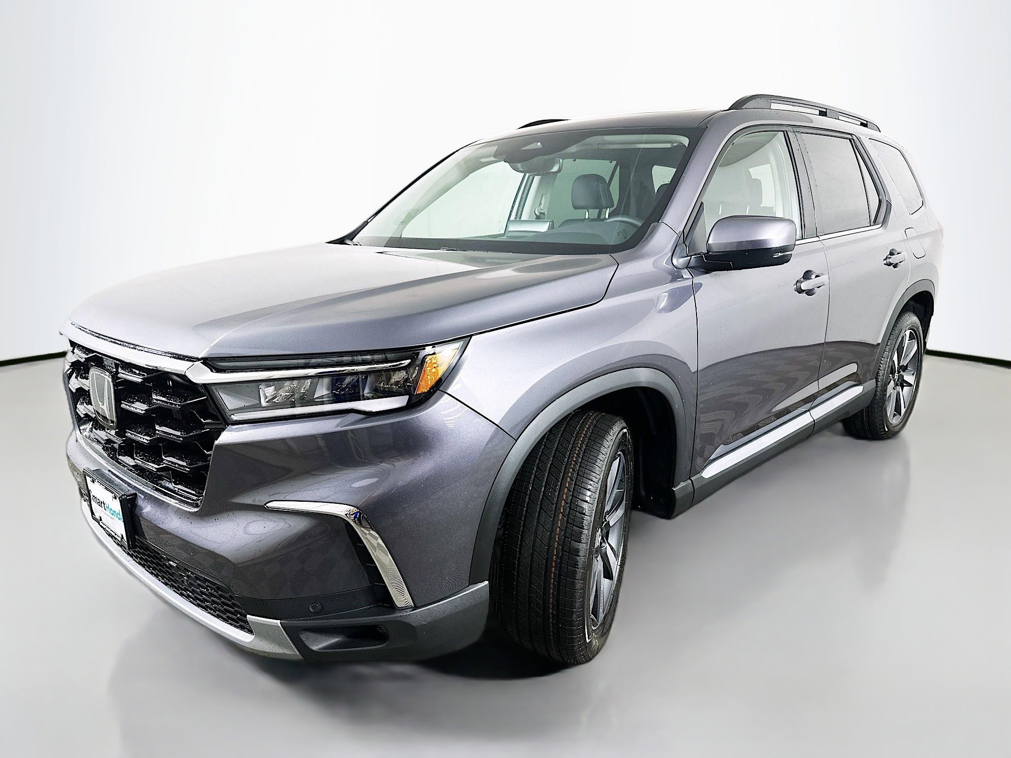 2025 Honda Pilot Touring photo 2