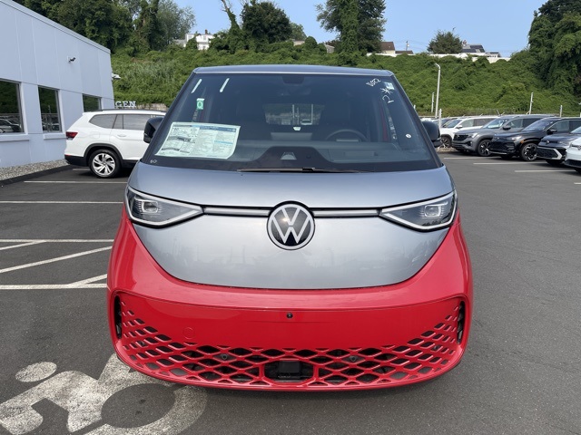 2025 Volkswagen ID. Buzz Pro Plus photo 4