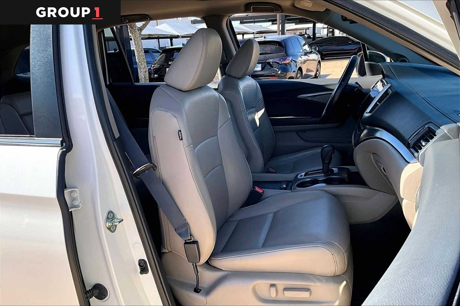2016 Honda Pilot EX-L's photo