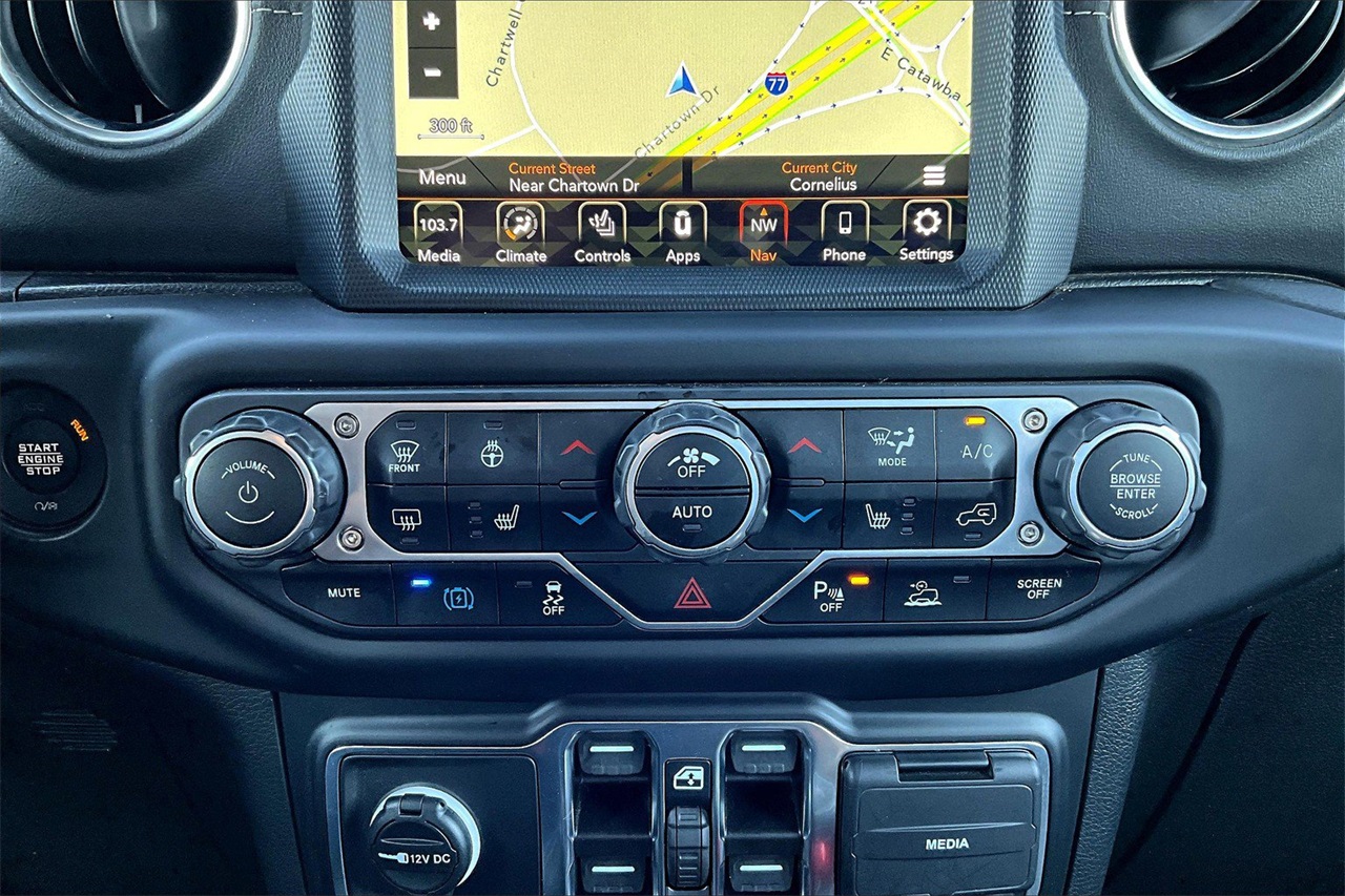 2021 Jeep Wrangler Unlimited Sahara 4xe photo 23