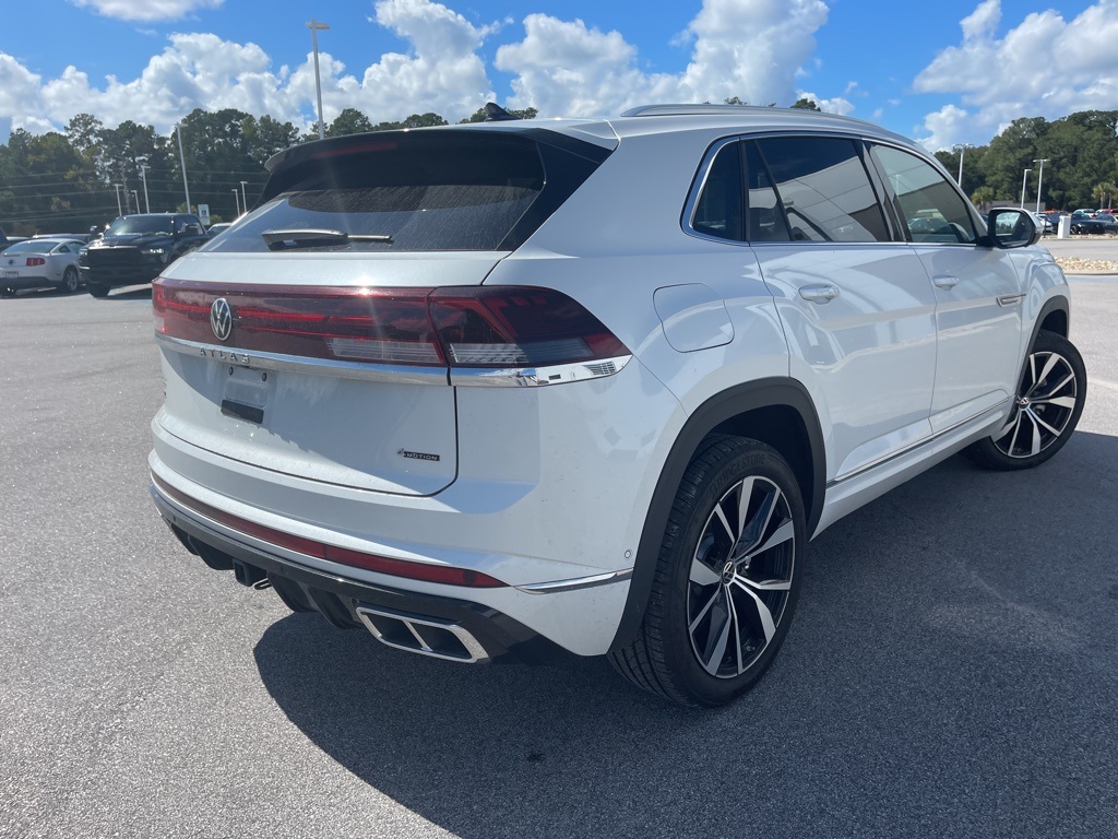 2025 Volkswagen Atlas Cross Sport SEL Premium R-Line photo 3