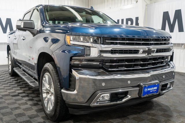2021 Chevrolet Silverado 1500 LTZ photo 3