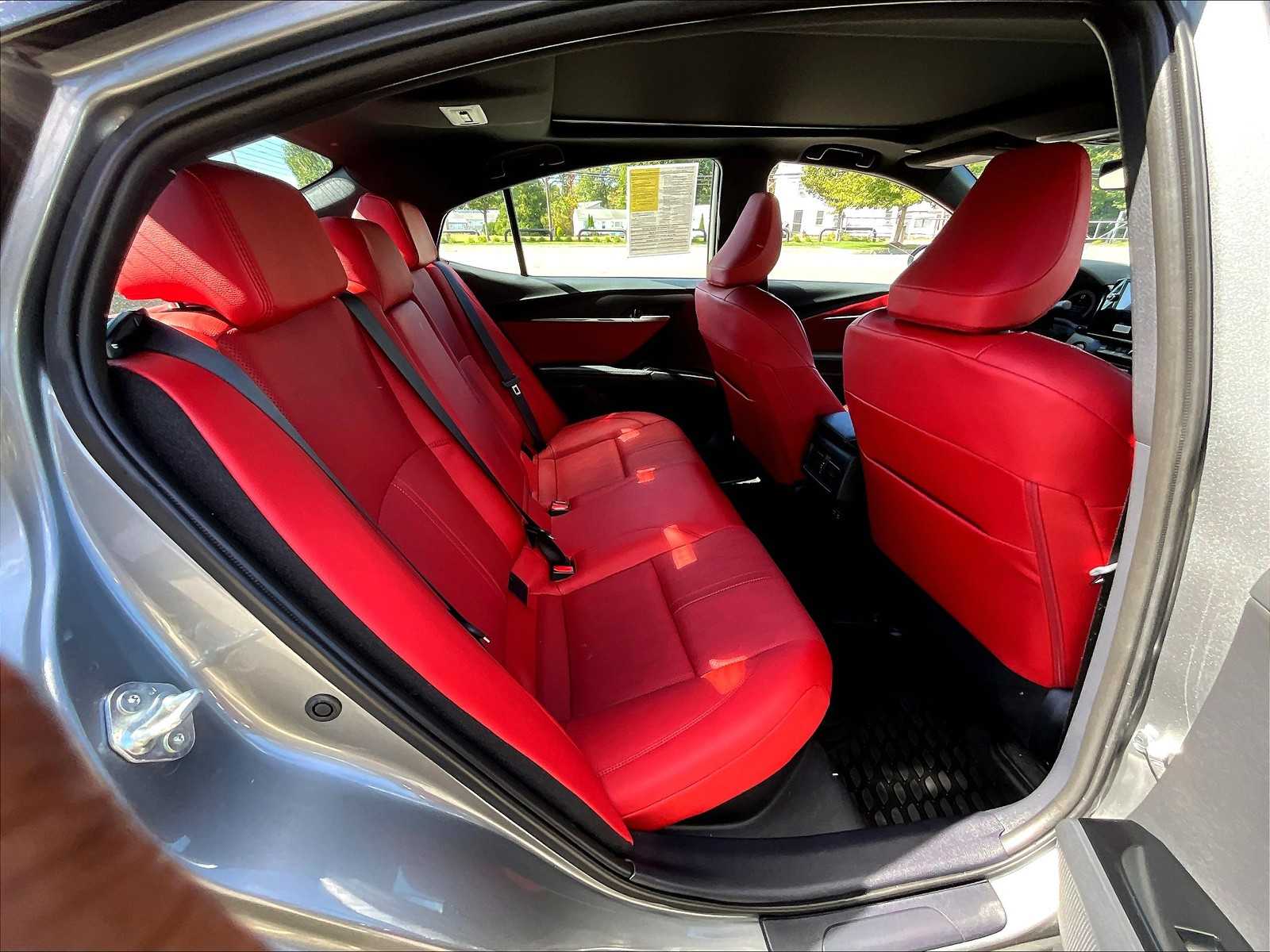 2025 Toyota Camry XSE photo 16