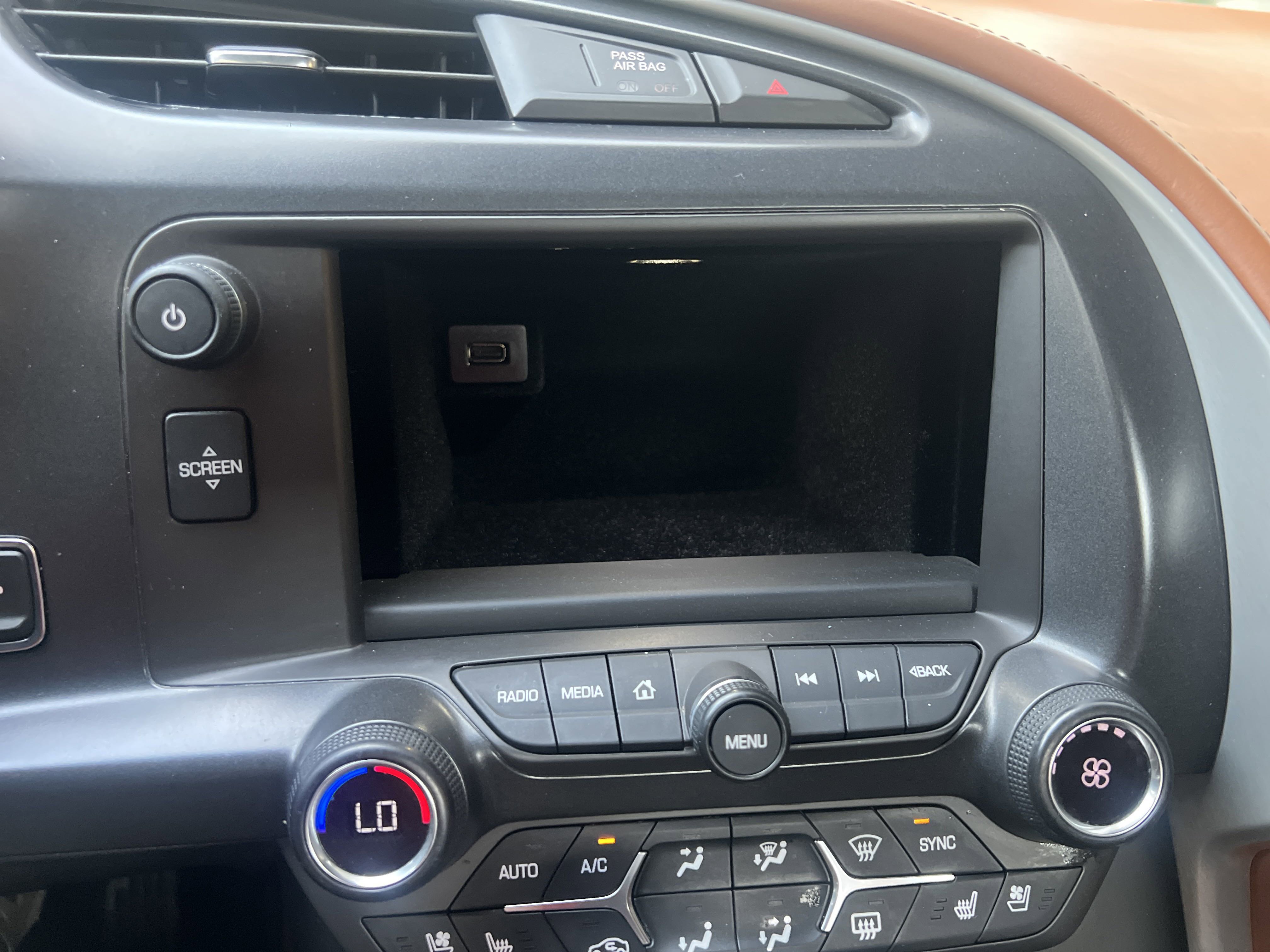 2014 Chevrolet Corvette Stingray 3LT photo 11