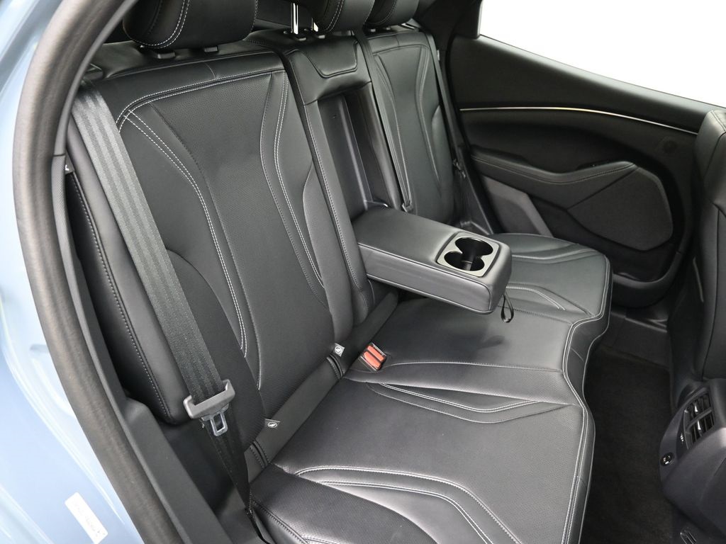 2024 Ford Mustang Mach-E Premium photo 28