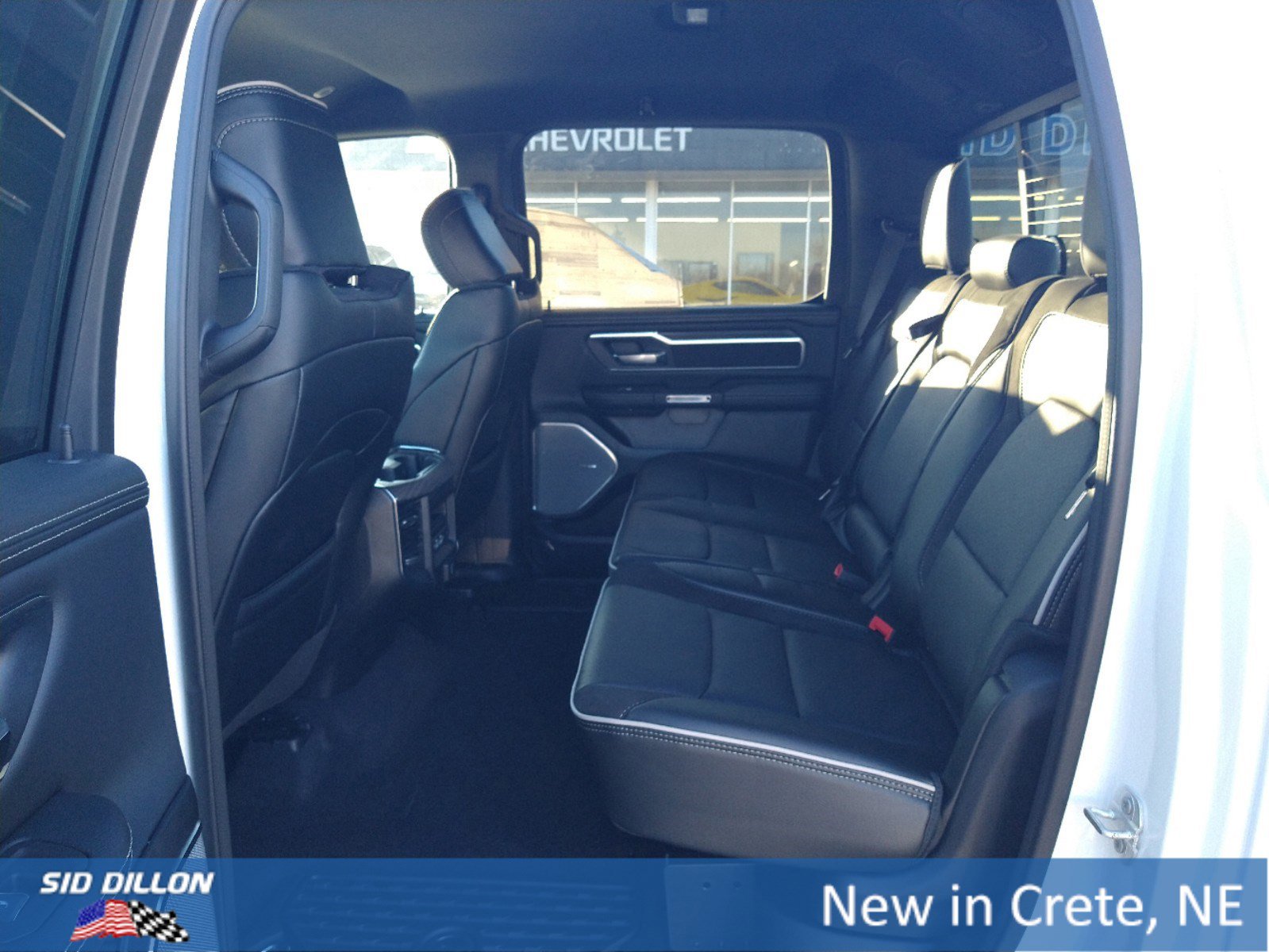 2025 Ram 1500 Laramie photo 2