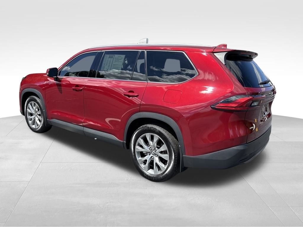 2024 Toyota Grand Highlander Limited photo 3
