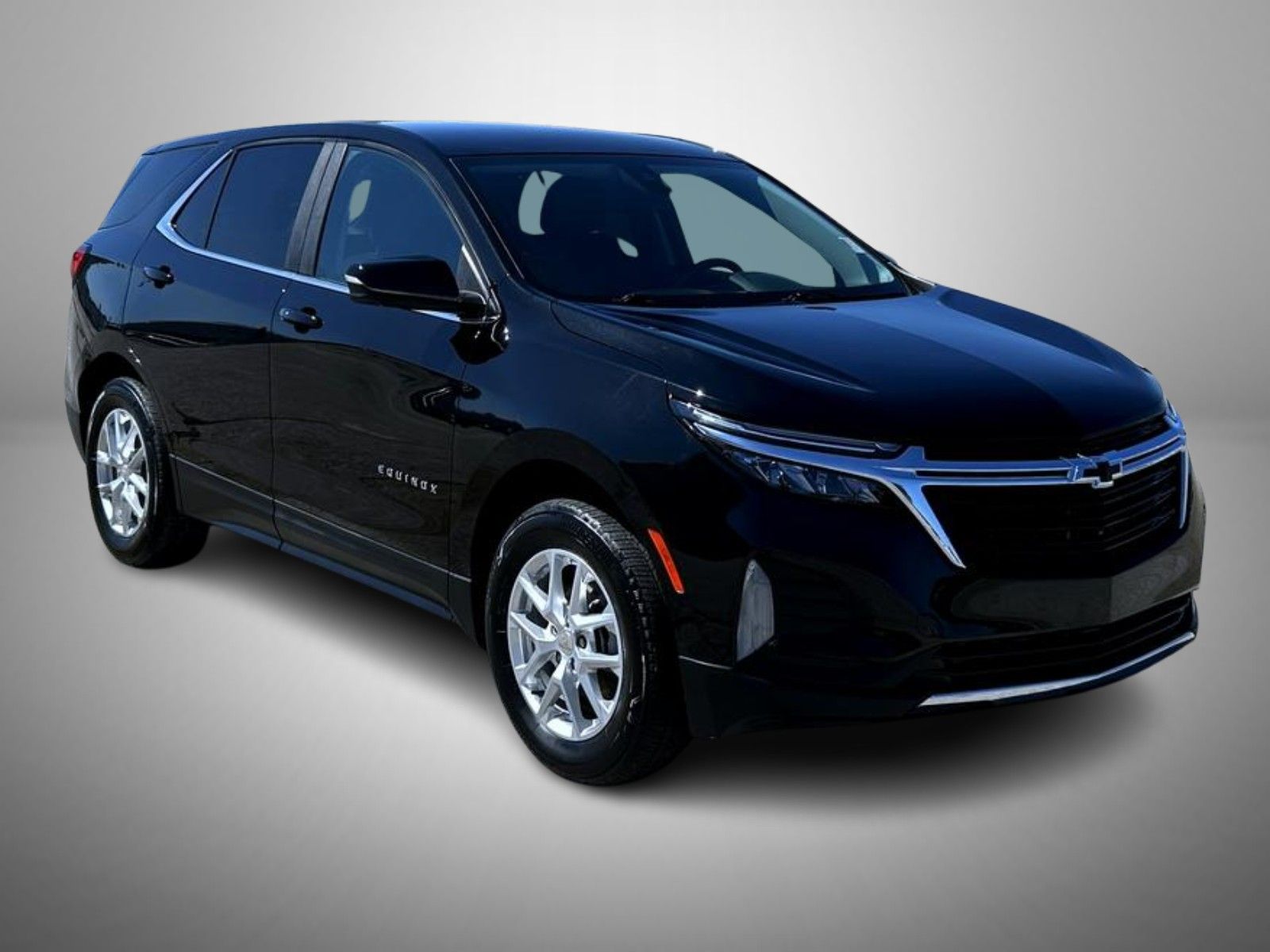 2022 Chevrolet Equinox LT photo 3