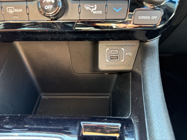 2022 Jeep Compass Latitude photo 26