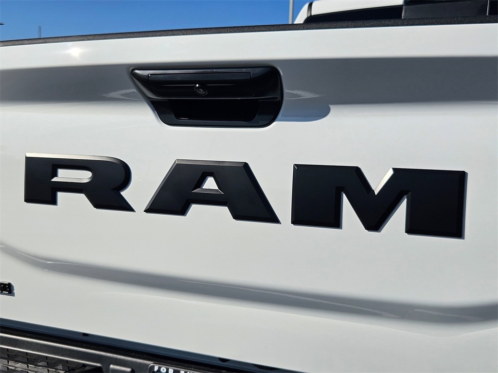 2026 Ram 2500 Big Horn photo 28