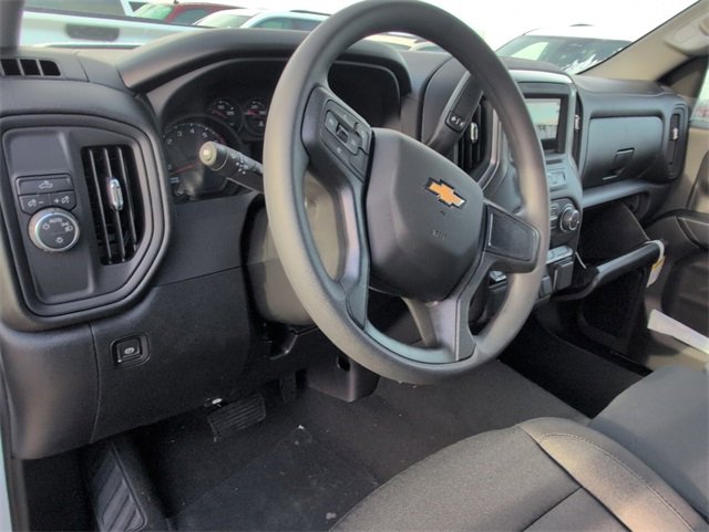 2026 Chevrolet Silverado 1500 Custom photo 5