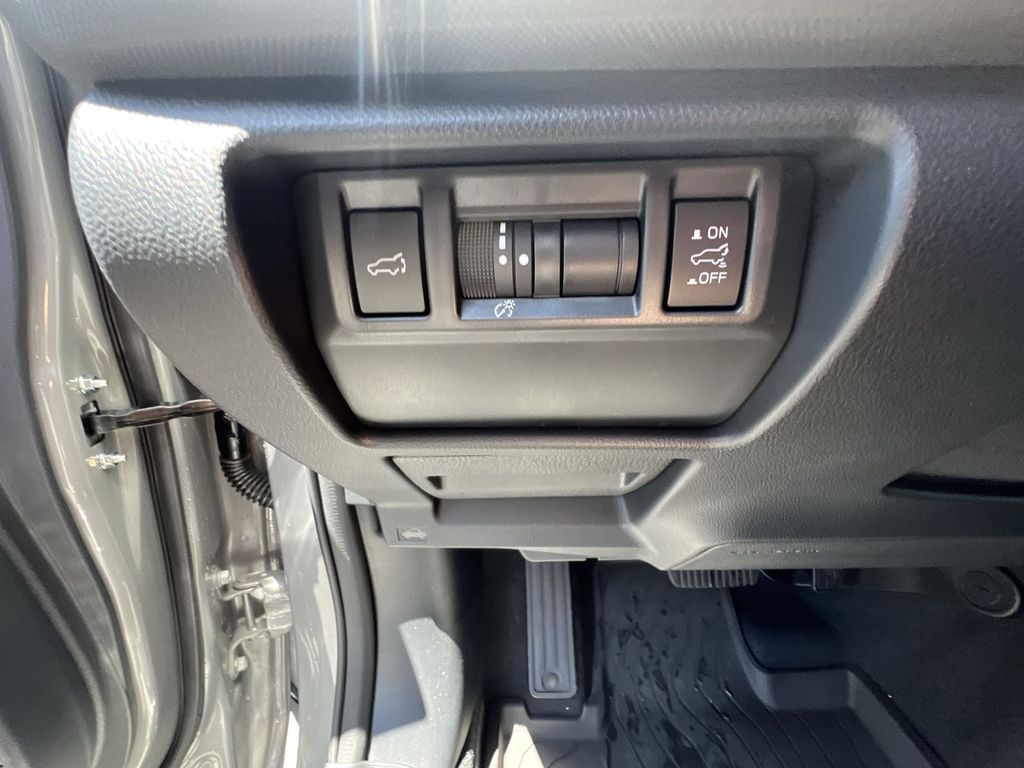 2025 Subaru Forester Sport photo 15