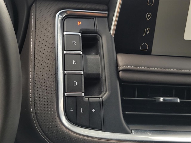 2024 Gmc Yukon XL SLT photo 12