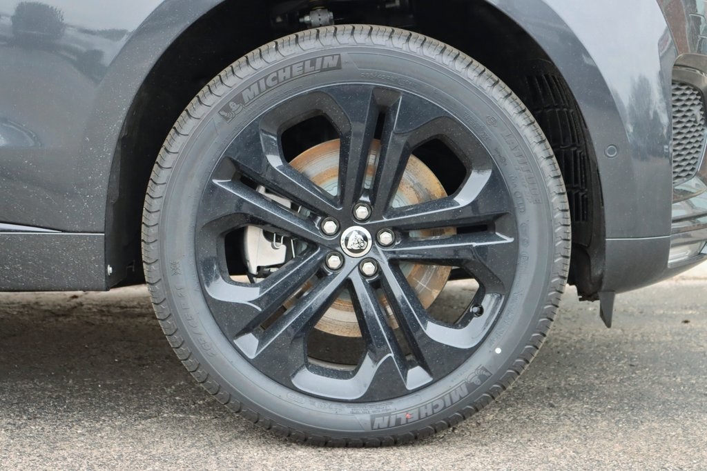 2026 JAGUAR F-PACE - Image 7