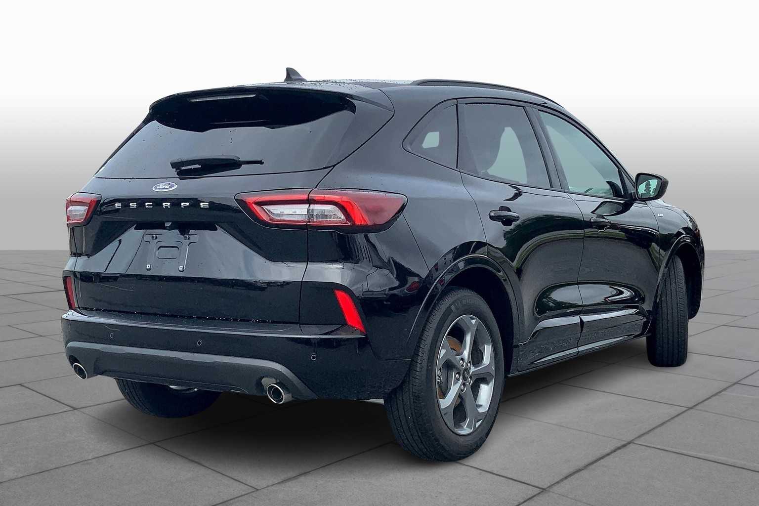 2024 Ford Escape ST-Line photo 11