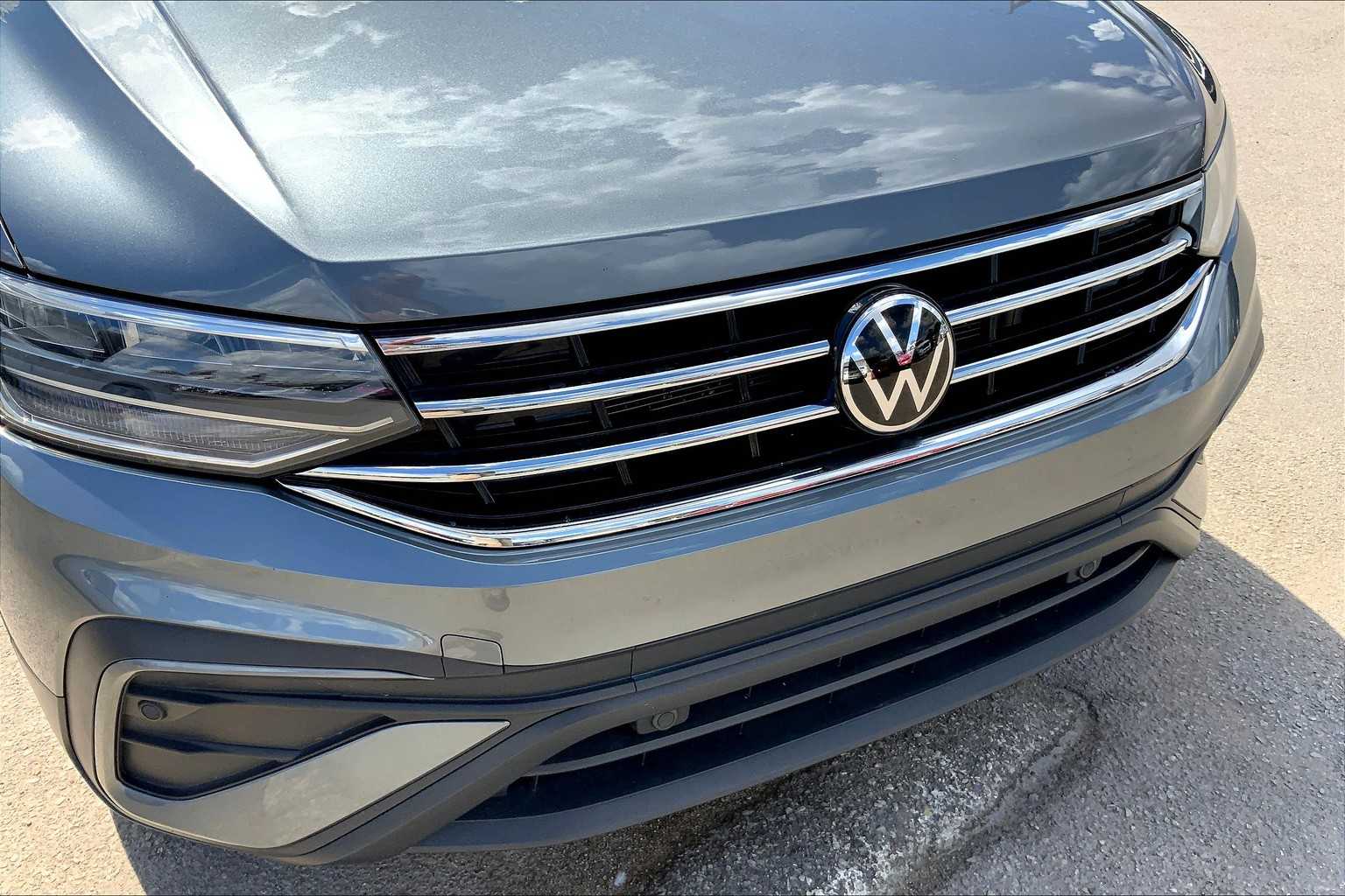 2023 Volkswagen Tiguan S photo 27
