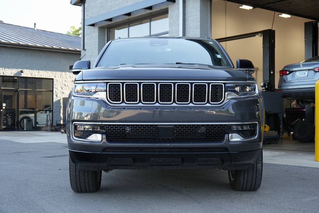 2024 Jeep Wagoneer L Series III photo 2