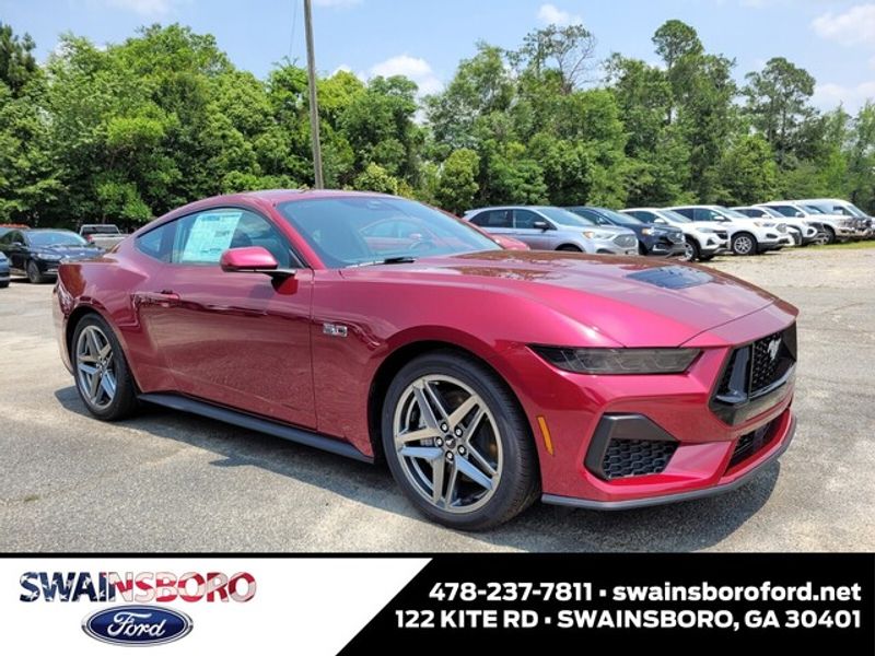 2025 Ford Mustang GT's photo