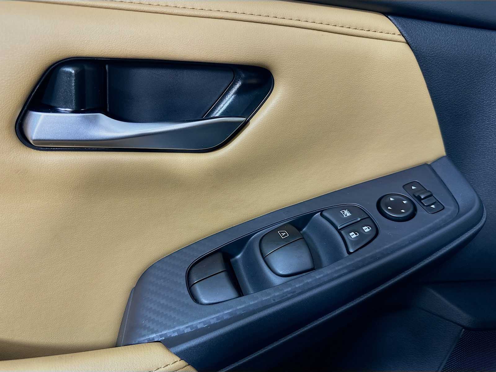 2024 Nissan Sentra SV photo 14