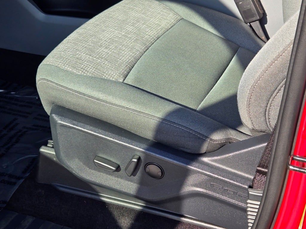 2022 Ford F-150 XLT photo 20