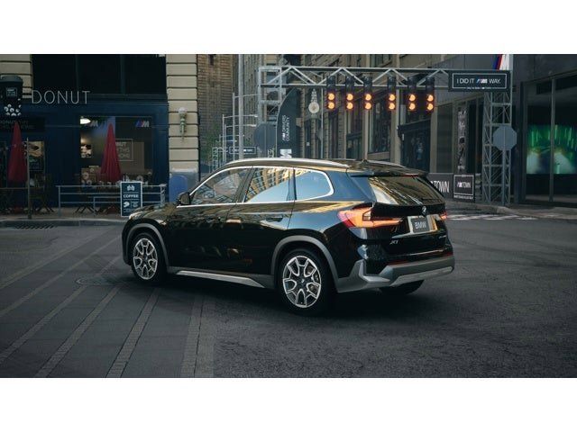 2025 Bmw X1 XDrive28i photo 2