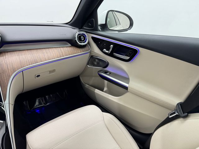 2025 Mercedes Benz C 300 photo 35