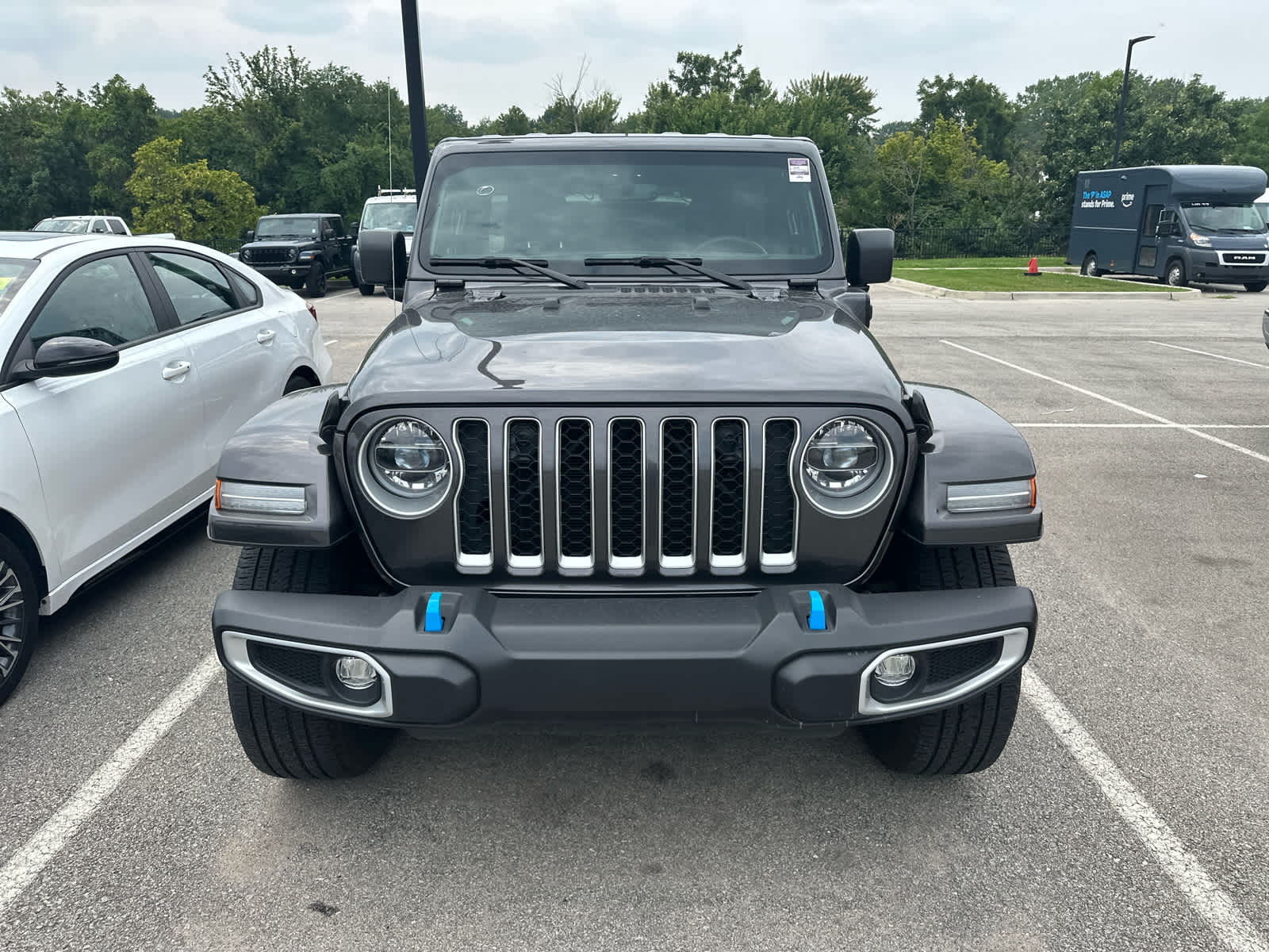 Used 2022 Jeep Wrangler Unlimited Sahara 4XE with VIN 1C4JJXP66NW153233 for sale in Kansas City
