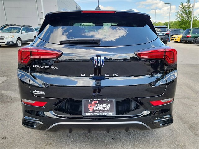 2026 Buick Encore GX Sport Touring photo 3