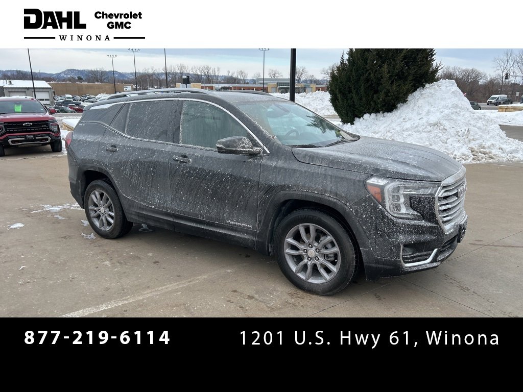 2024 GMC Terrain SLT's photo