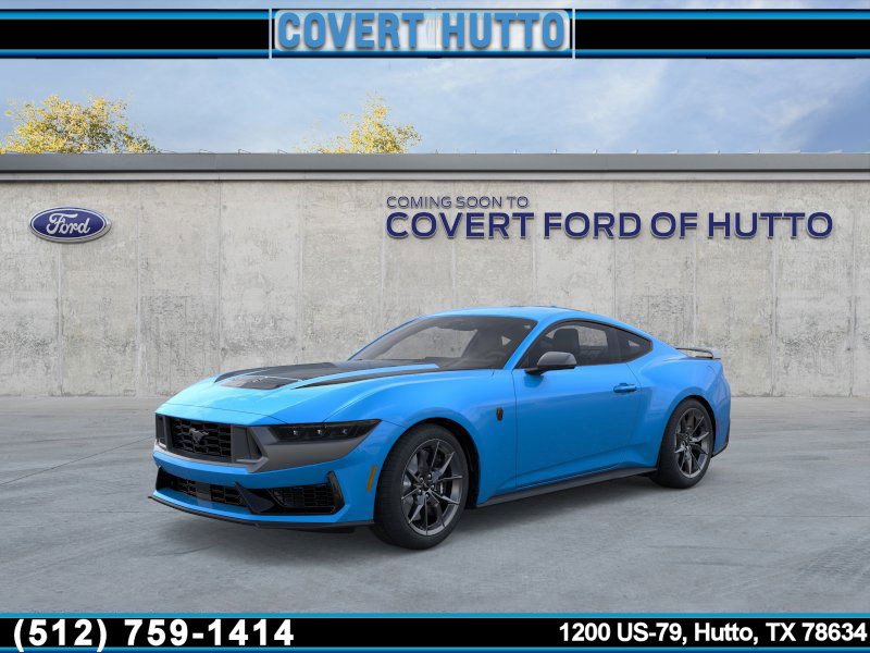 2026 Ford Mustang Dark Horse's photo