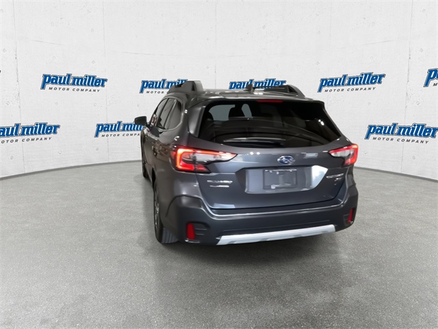 2022 Subaru Outback Limited XT photo 9