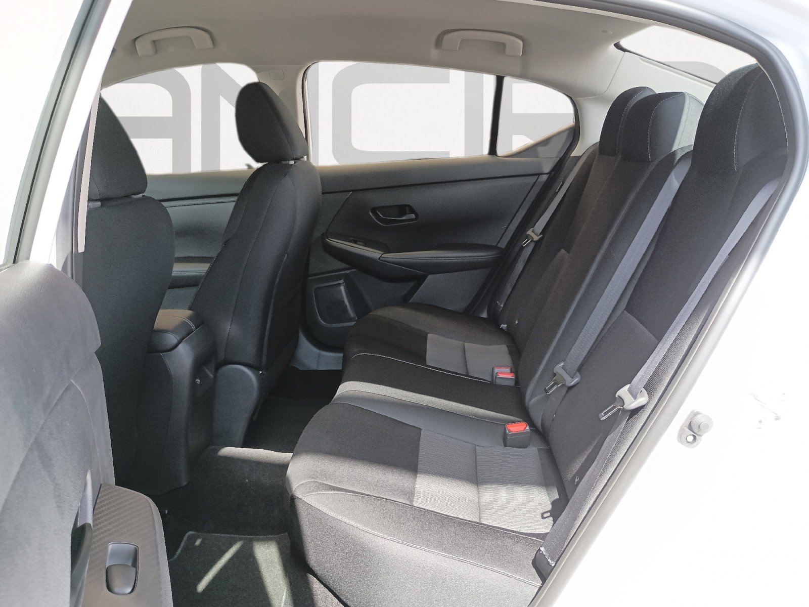 2025 Nissan Sentra SV photo 18