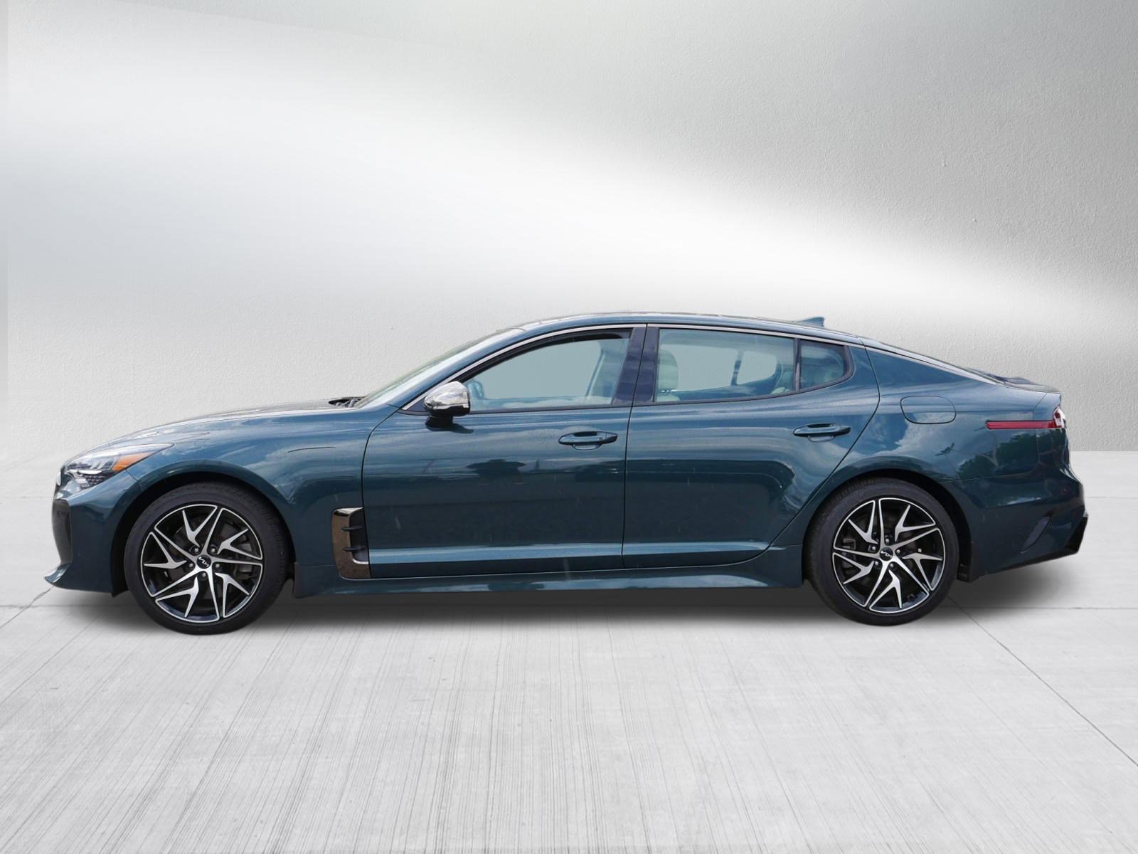 2023 Kia Stinger GT-Line photo 4