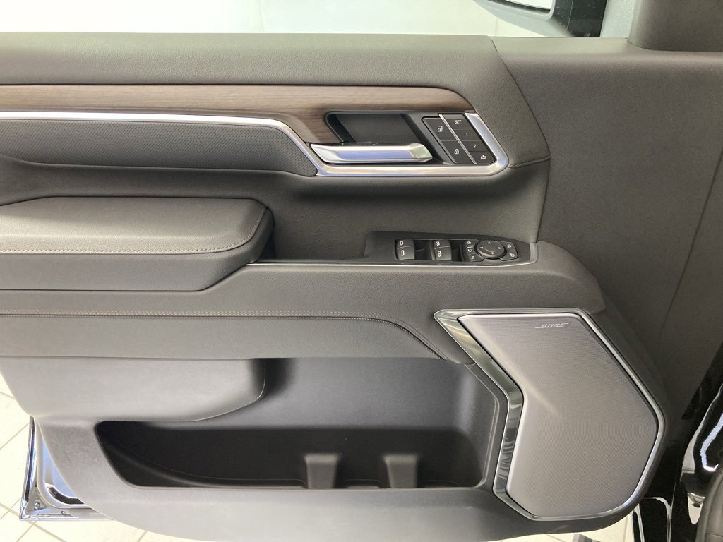 2026 Chevrolet Silverado 3500HD High Country photo 12