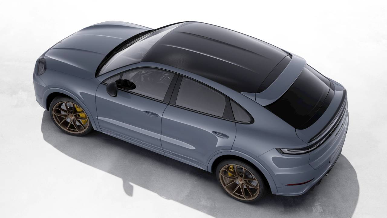 2026 Porsche Cayenne GTS Coupe photo 4