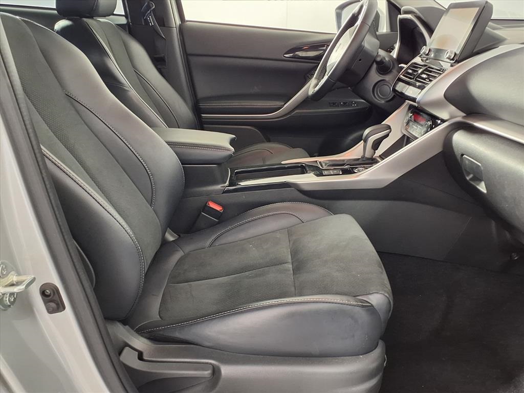 2024 Mitsubishi Eclipse Cross SE photo 13