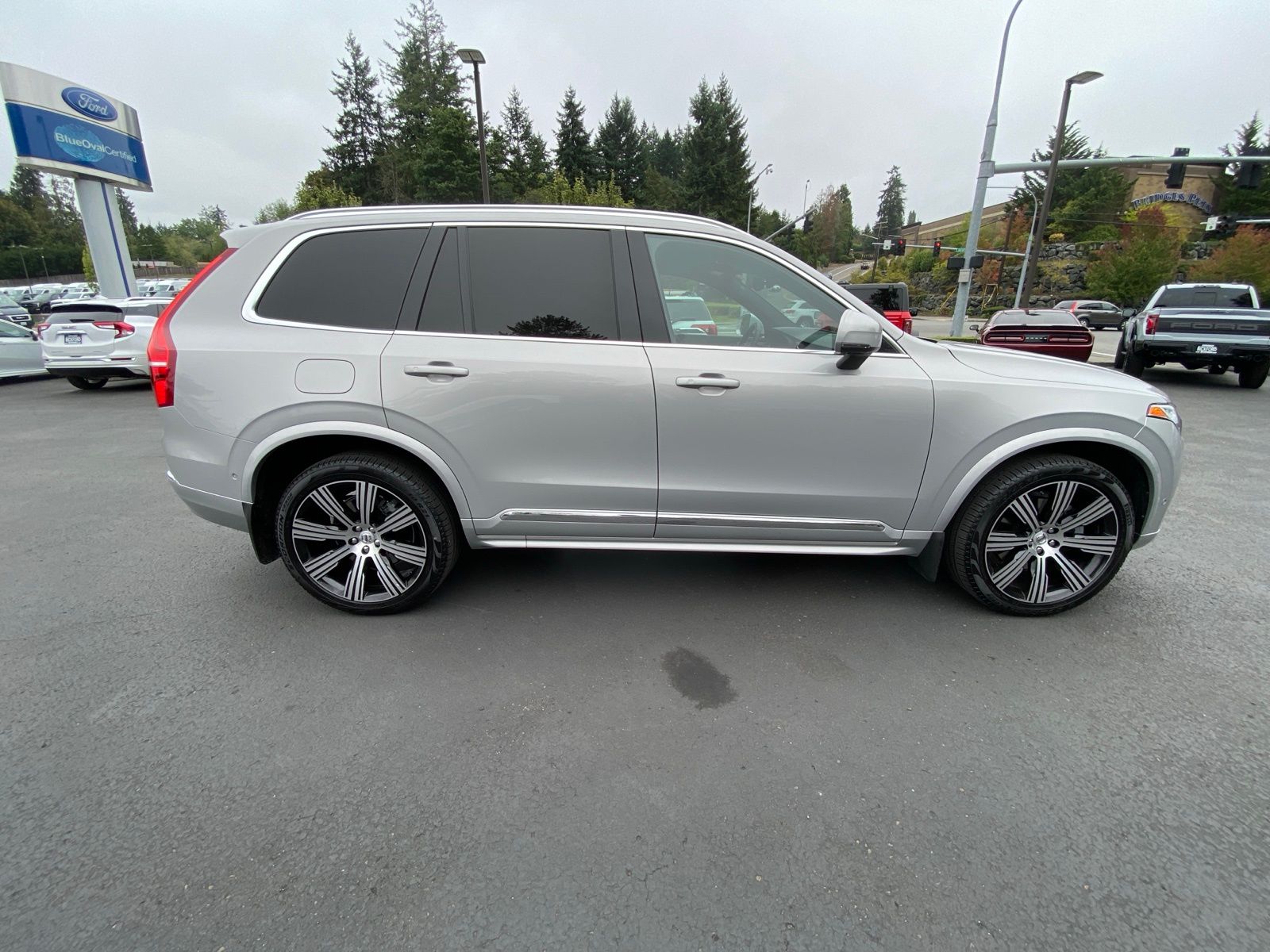 2023 Volvo XC90 Ultimate photo 3