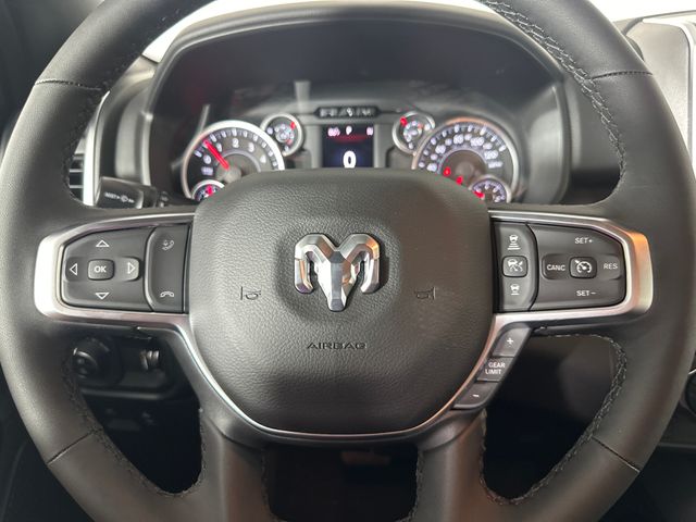 2025 Ram 1500 Big Horn photo 9