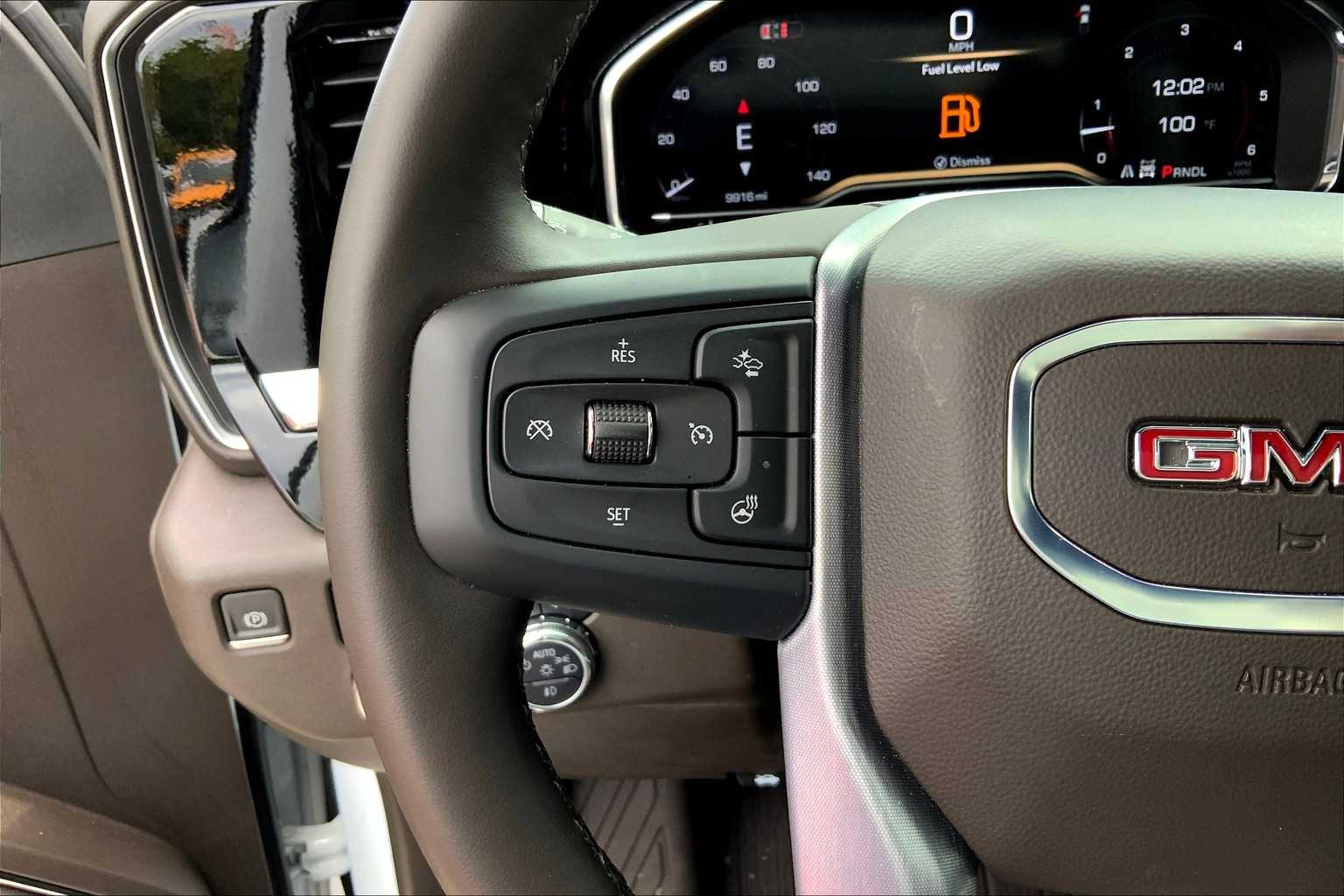 2024 Gmc Sierra HD SLT photo 22