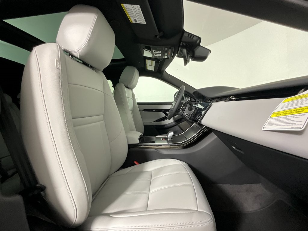 2026 Land Rover Range Rover Evoque S photo 2