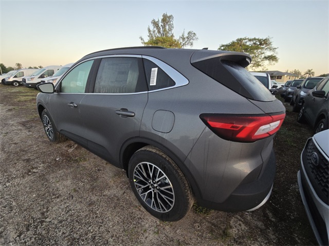 2025 Ford Escape Plug-In Hybrid Base photo 7