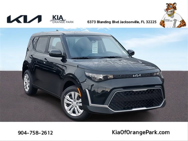 2025 Kia Soul LX photo 2