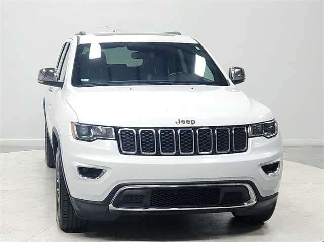 2019 Jeep Grand Cherokee Limited photo 2