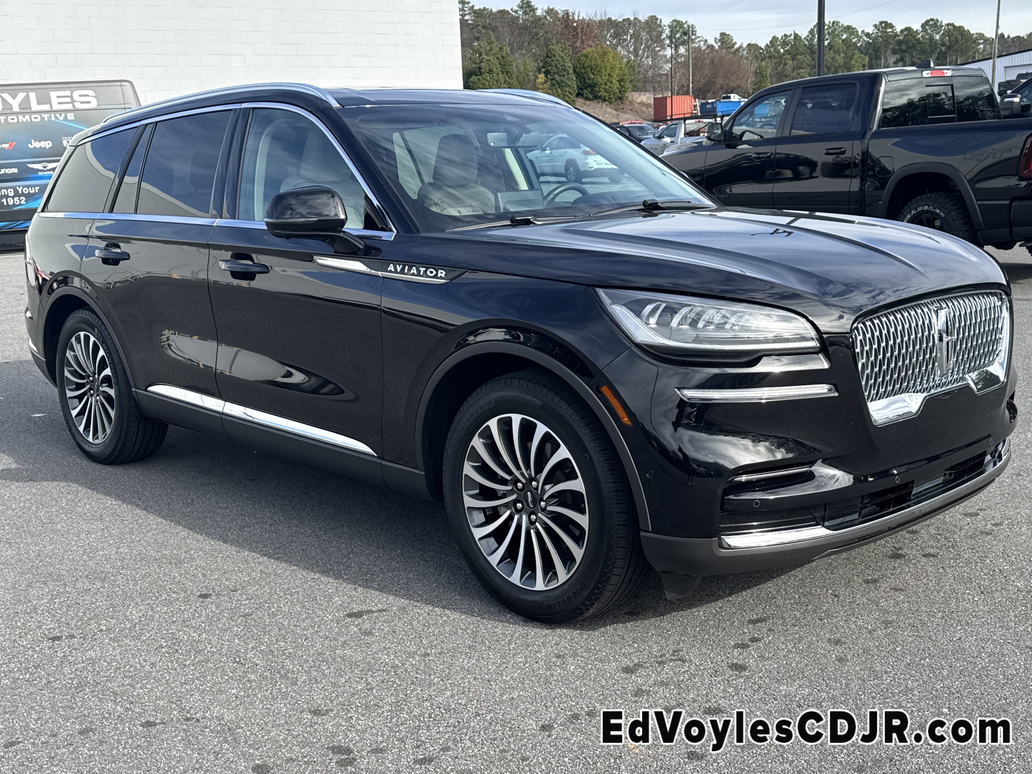 2023 Lincoln Aviator Reserve's photo