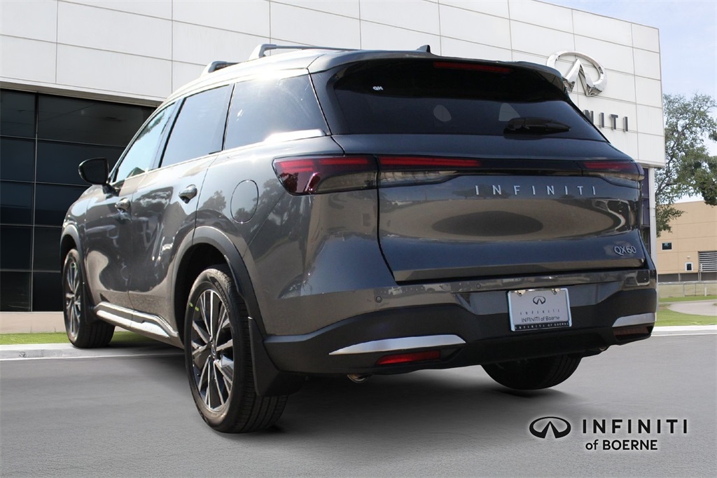 2026 Infiniti QX60 Luxe photo 4