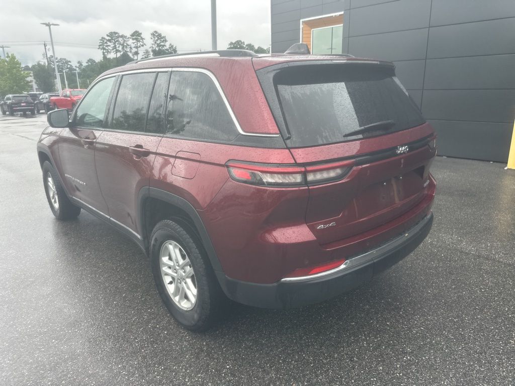 2023 Jeep Grand Cherokee Laredo photo 15