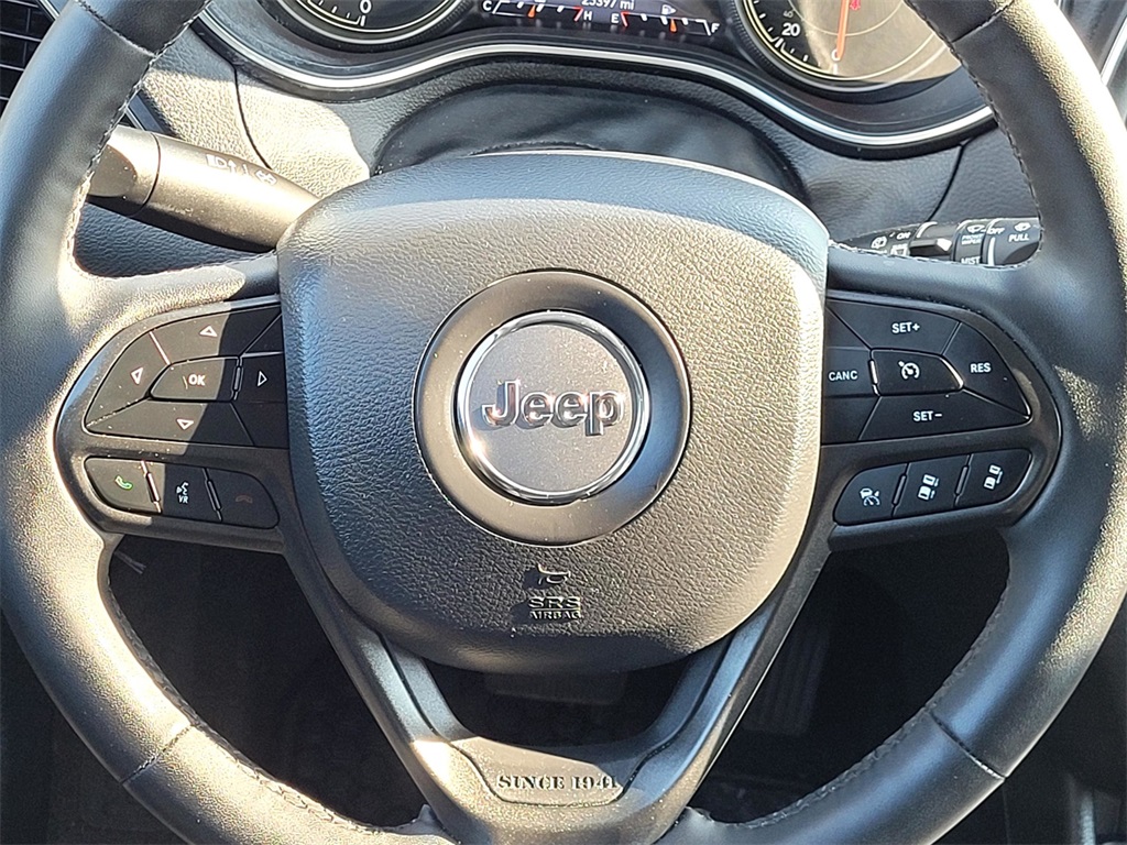 2023 Jeep Cherokee Trailhawk photo 24