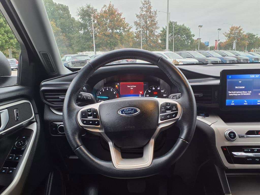 Image of Pre-Owned 2024 Ford Explorer XLT