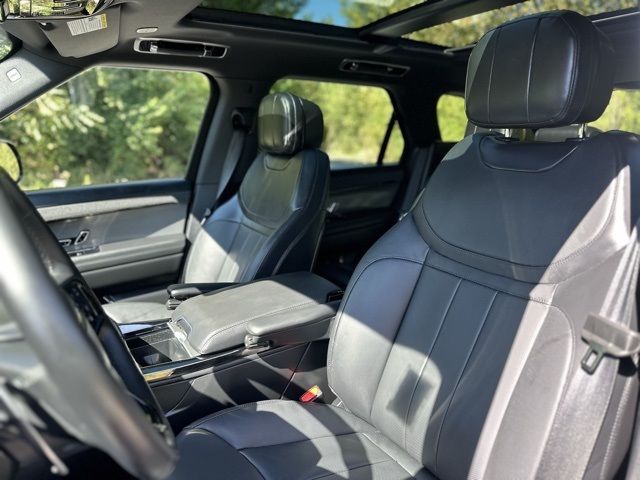2024 Land Rover Range Rover Sport SE photo 14